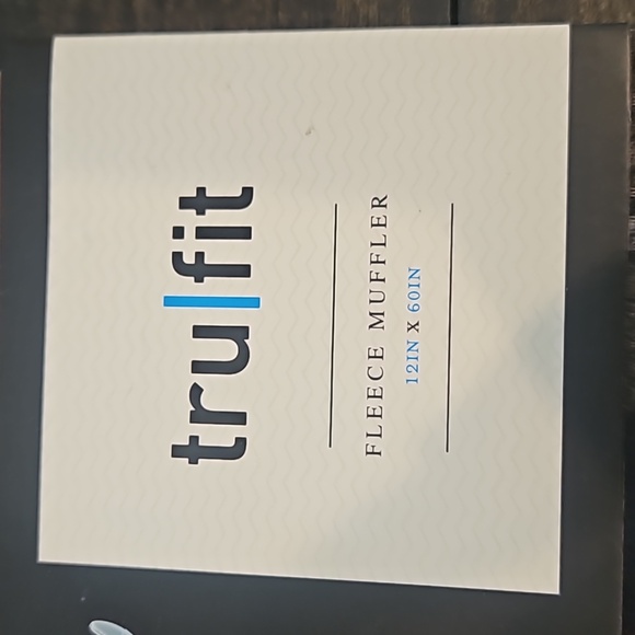 Fleece Muffler - Picture 2 of 8